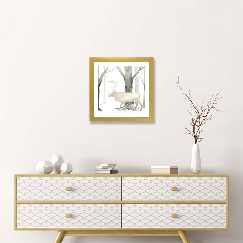 «Winter Forest Elk» par Tara Reed - reproduction imprimée, Papier encadré doré, Blanc, H 16 po x l 16 po x p 1 po
