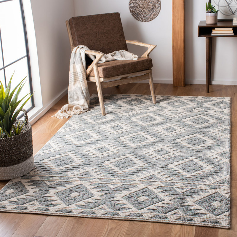 Seibel Natura Hand Woven Wool/Cotton Southwestern Rug in Gray, Rectangle 8' x 10'