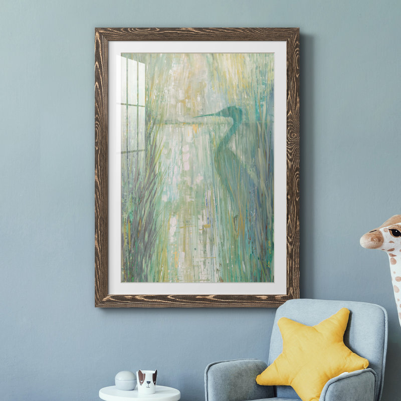 Morning Egret II - peinture encadrée, H 31,5 po x l 23,5 po x P 1,5 po, Encadré de bois de noyer