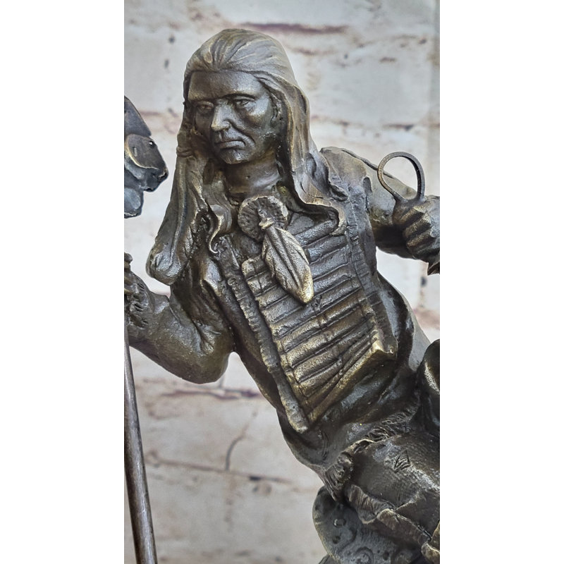 Figurines et sculptures