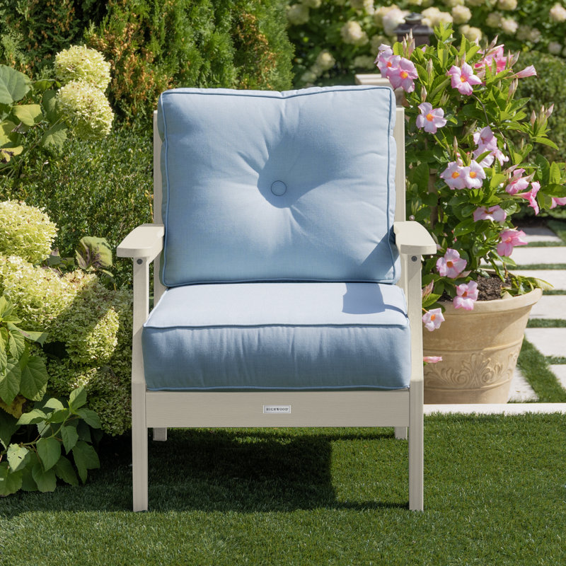 Chaise Lehigh, Bliss Dew