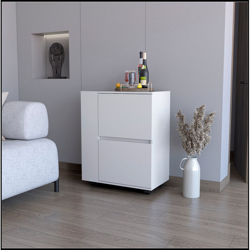 Élégant chariot-bar à 2 armoires avec portes pivotantes et tablettes ouvertes pour un rangement et une mobilité accrus, Blanc