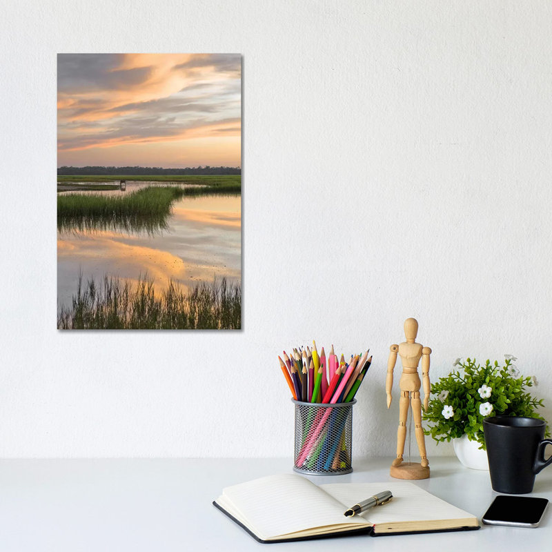 «Marsh Beauty» par Glenn Taylor - photographie sur toile tendue, H 12 po x l 8 po x P 0,75 po