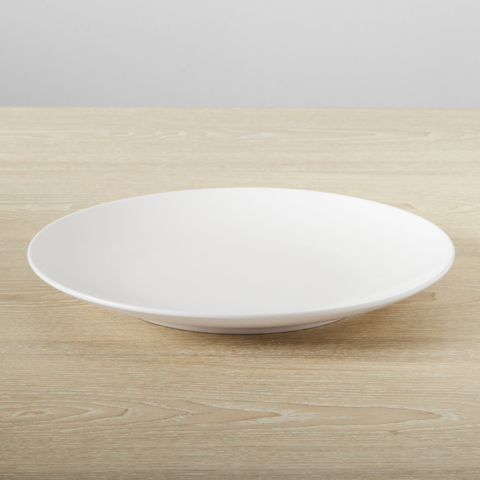 Malmesbury Coupe Stoneware Dinner Plate, White