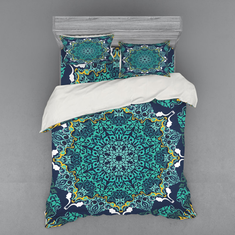 Eclectic Polyester Abstract Duvet Cover, Queen Duvet Cover + 3 Additional Pieces