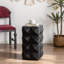 Grande table d'appoint de 23,21 po de style rétro, en bois noir, avec motif en sapin et hauteur-616361012