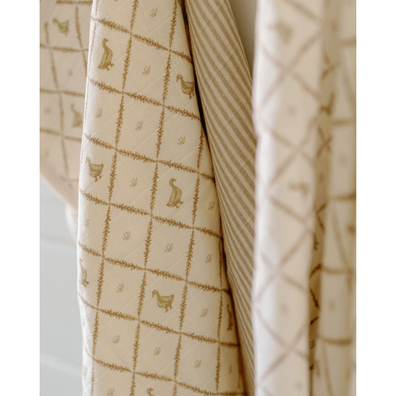 Oilo Studio - Premium Muslin Burp Cloth 2-Pack, Butter Yellow Duck & Bear