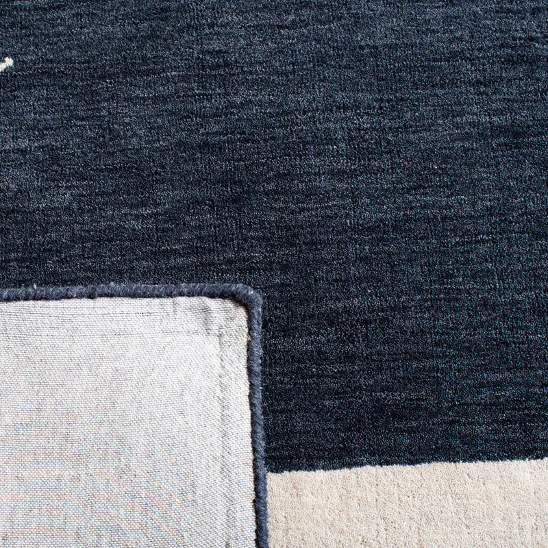 Santiago Handmade Wool Cream/Black Rug, Rectangle 10' x 14'