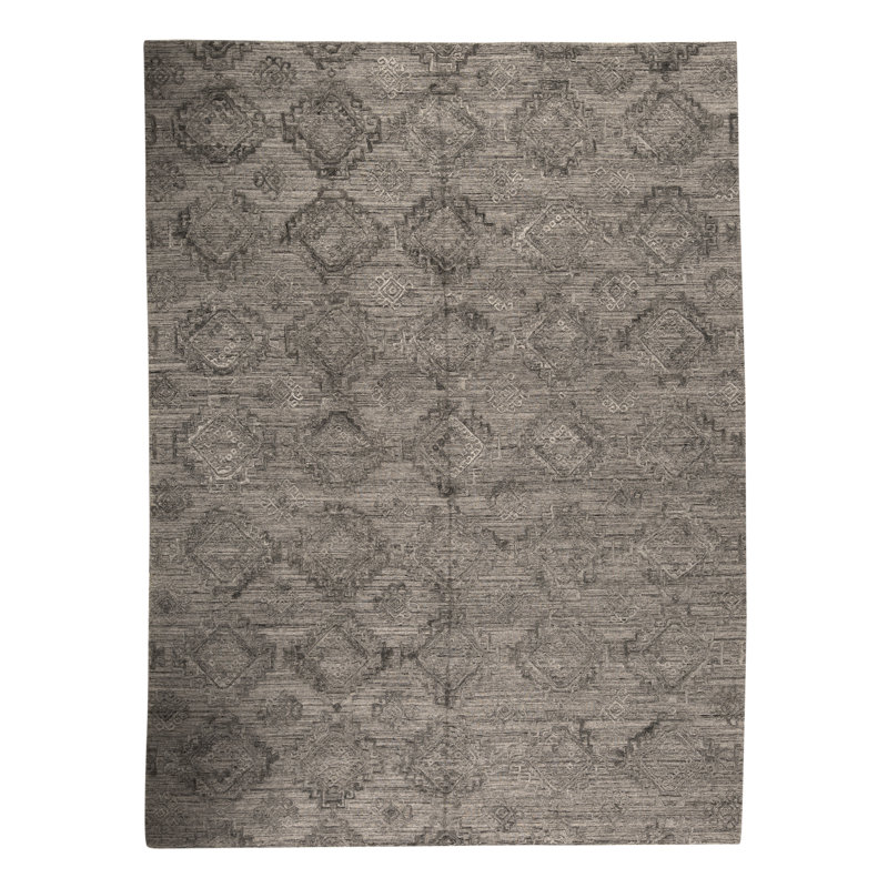 Geometric Area Rug in Gray