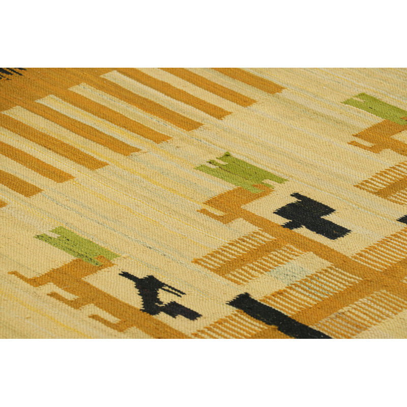 One-of-a-Kind 6'8x9'3 Area Rug