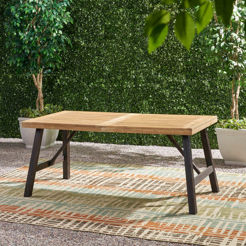 Table de salle à manger d'extérieur