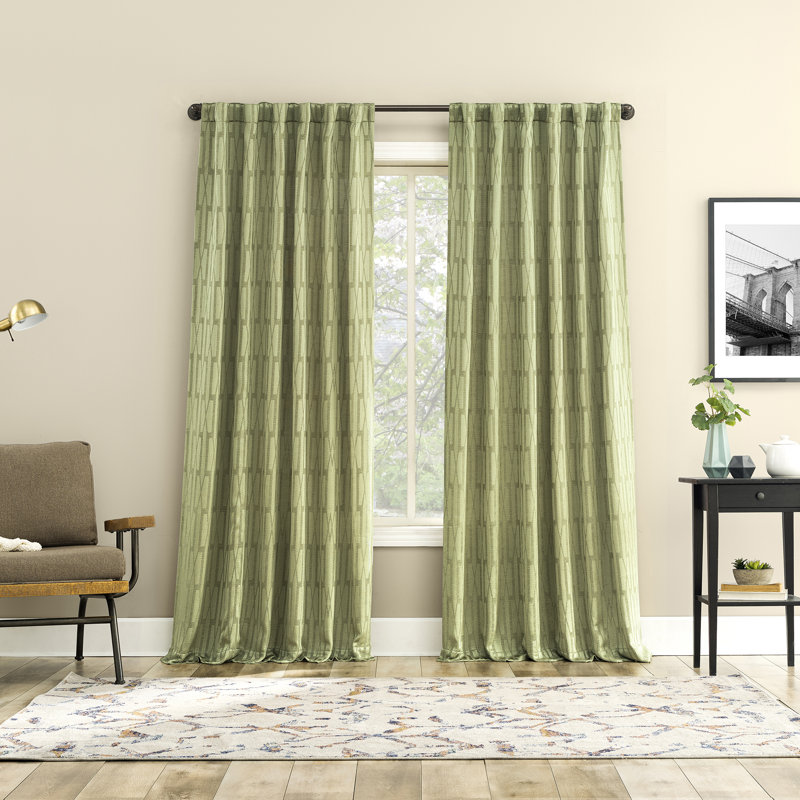 Rideau semi-transparent Dover, L 52 po x L 84 po, Vert