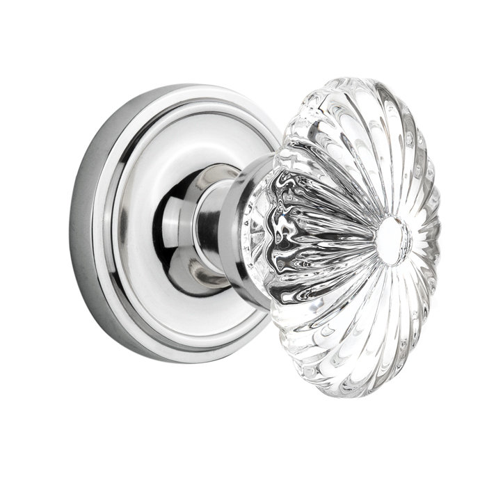 Rosette classique avec bouton de porte ovale en cristal cannelé, Chrome brillant
