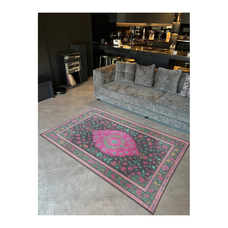 Tapis noir tissé à motif lavable traditionnel Mosso, 4'7" x 6'7"