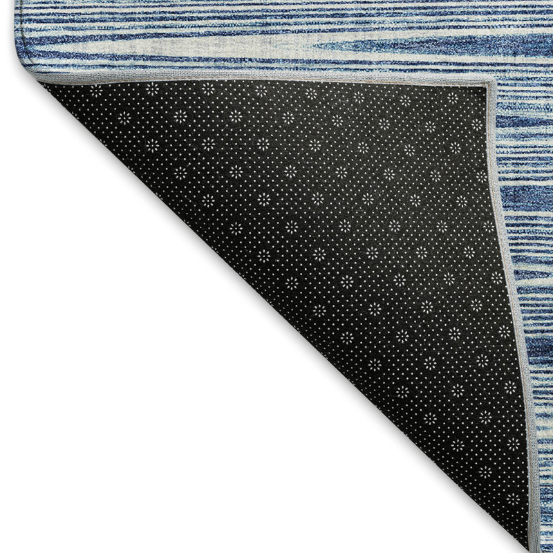 Tapis bleu Prisco lavable à la machine de qualité supérieure, Rectangle 1 pi 8 po x 2 pi 6 po