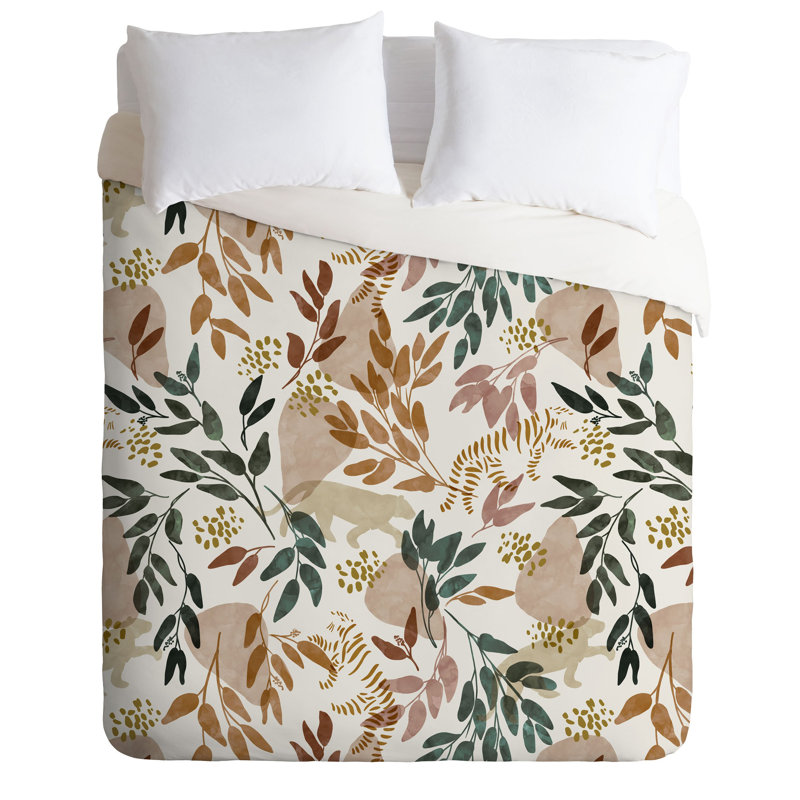 Marta Polyester Floral Duvet Cover, King Duvet Cover + 2 Shams