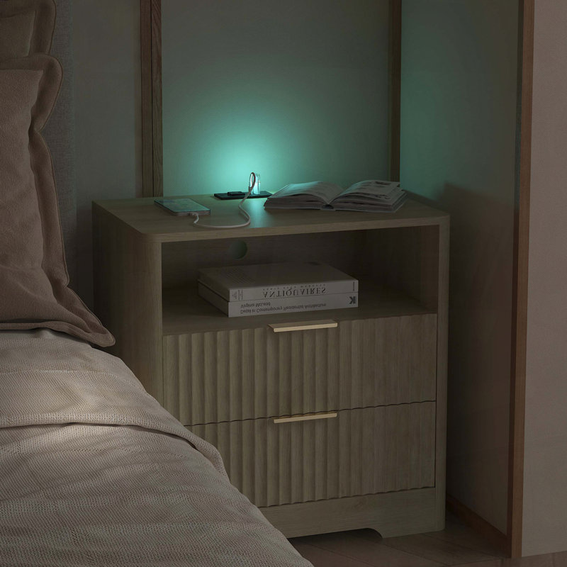 Table de chevet intelligente avec station de charge et veilleuse à commande vocale, H 23,43 po x l 22,83 po x P 15,35 po
