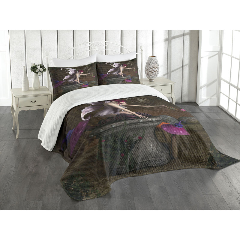 Mythical Creature Forest Queen Quilted Bedspread Set in Multicolor