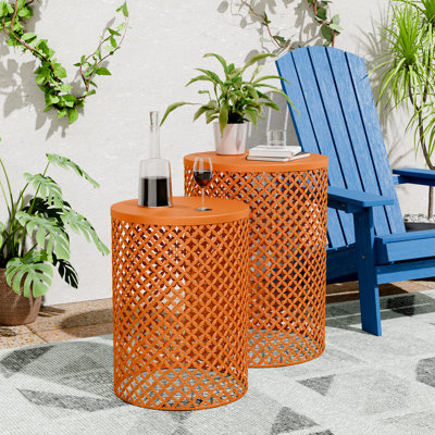 Ensemble de 2 tables d'appoint rondes ajourées