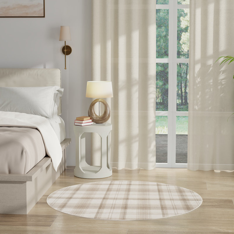 Yeraldo Plaid Indoor Rug, Round 4'