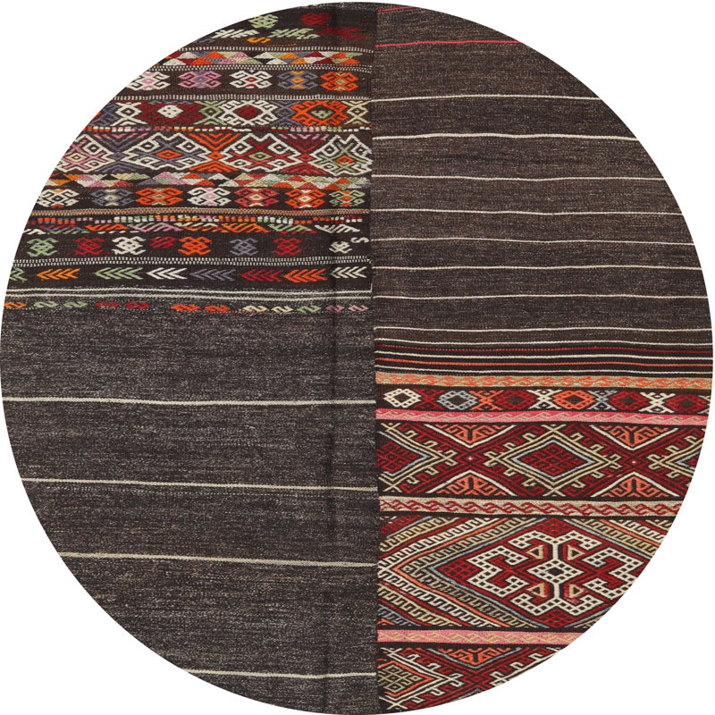Indoor Rug, Round 3'