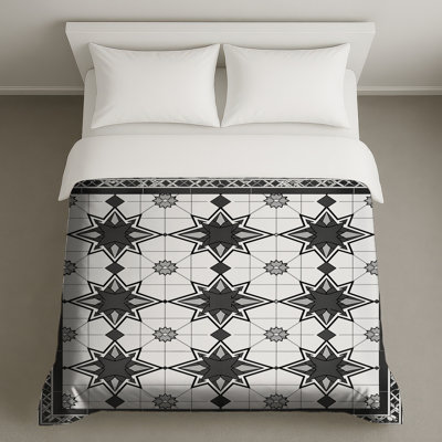 Housses de couette noires et blanches