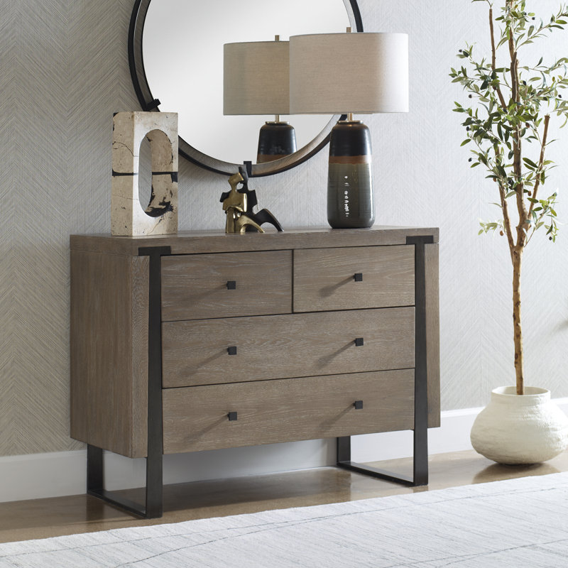 Commode d'appoint en chêne Kanheya