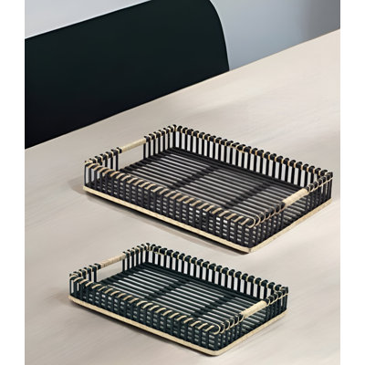 Ensemble de deux plateaux en bois massif noir avec poignées