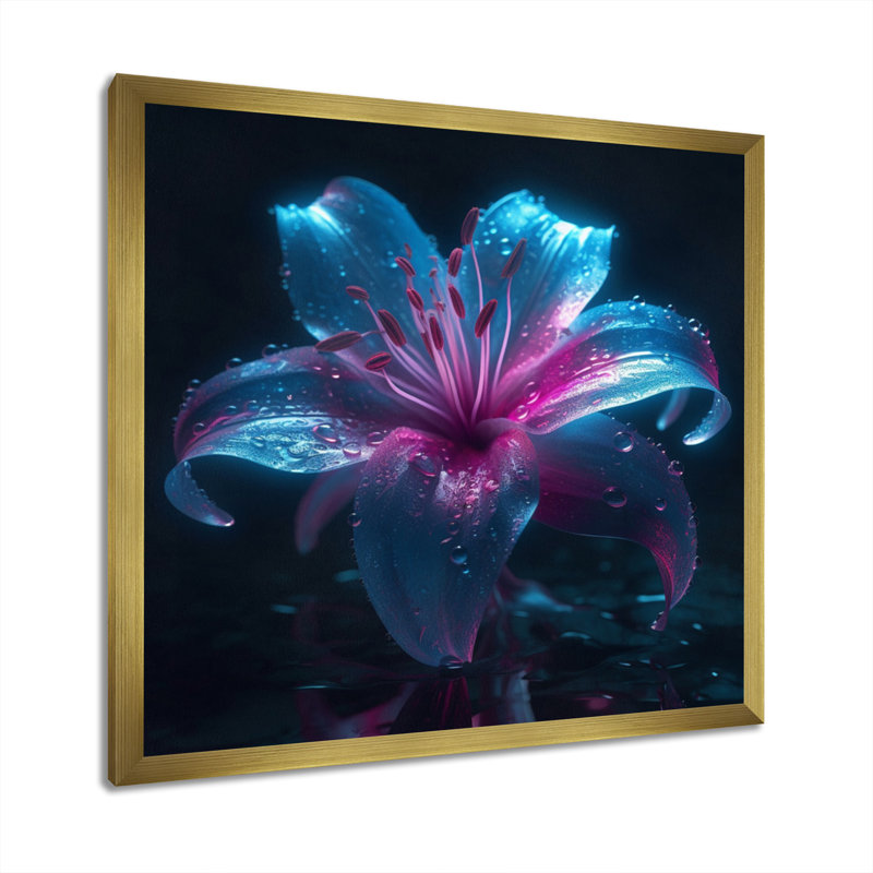 «Blue Lily Dreams I» sur toile, Encadrement doré, H 36 po x l 36 po x P 1,5 po