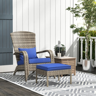 Chaise avec mobilier, chaise d'extérieur grise. Conception confortable, grand siège, résistant aux intempéries, pour terrasse, porche, cour avant, coussins de patio, dossier haut, siège et jardin spacieux,