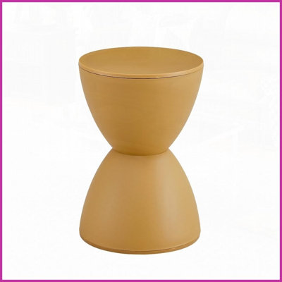 Tabouret de table basse en plastique jaune compact de 30 po x 30 po x 45 cm pour les coins maison / bureau, léger et amp; Prêt à l'emploi