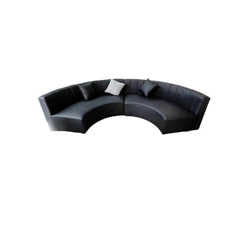 Canapé noir à arc semi-circulaire, H 27,56 po x l 149,61 po x P 64,1 po, 6