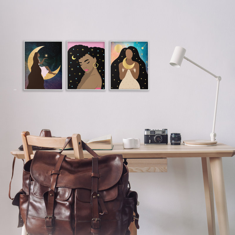 «Beautiful Cosmic Women», ensemble de 3 giclées encadrées par Daniela Santiago, H 14 po x l 33 po