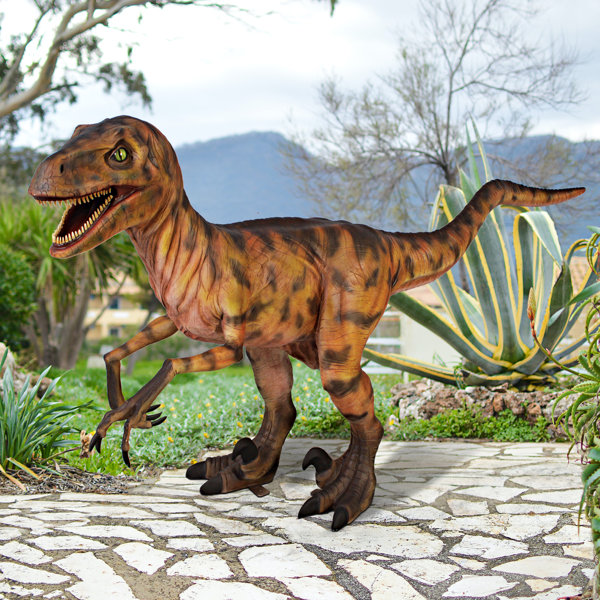 Design Toscano Jurassic-Sized Dromaeosaurus Raptor Dinosaur Statue