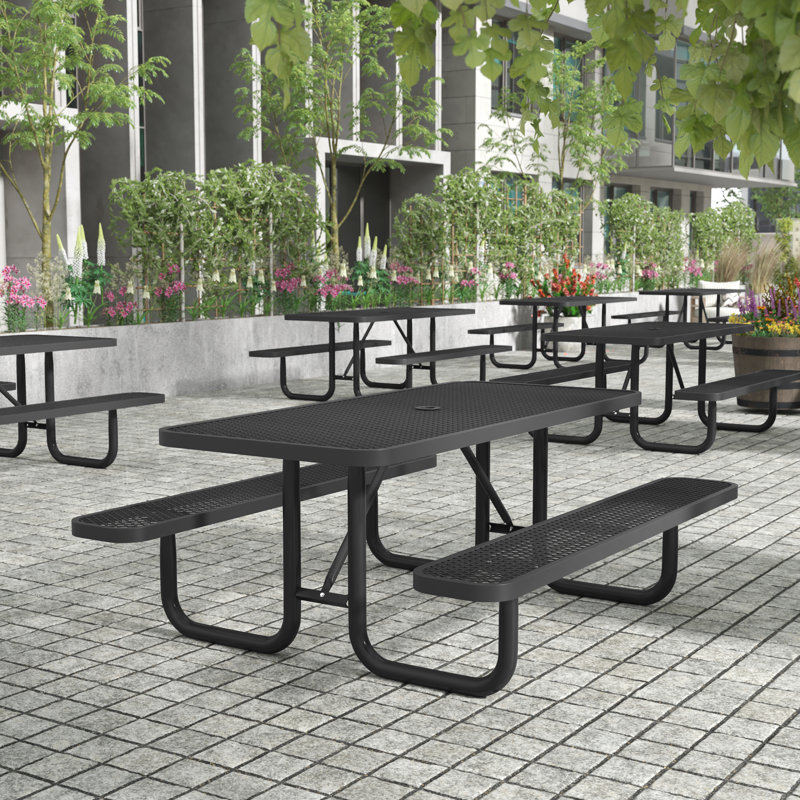 Table de pique-nique Hadleigh, Noir, 29.5" H x 72.25" W x 61.75" D