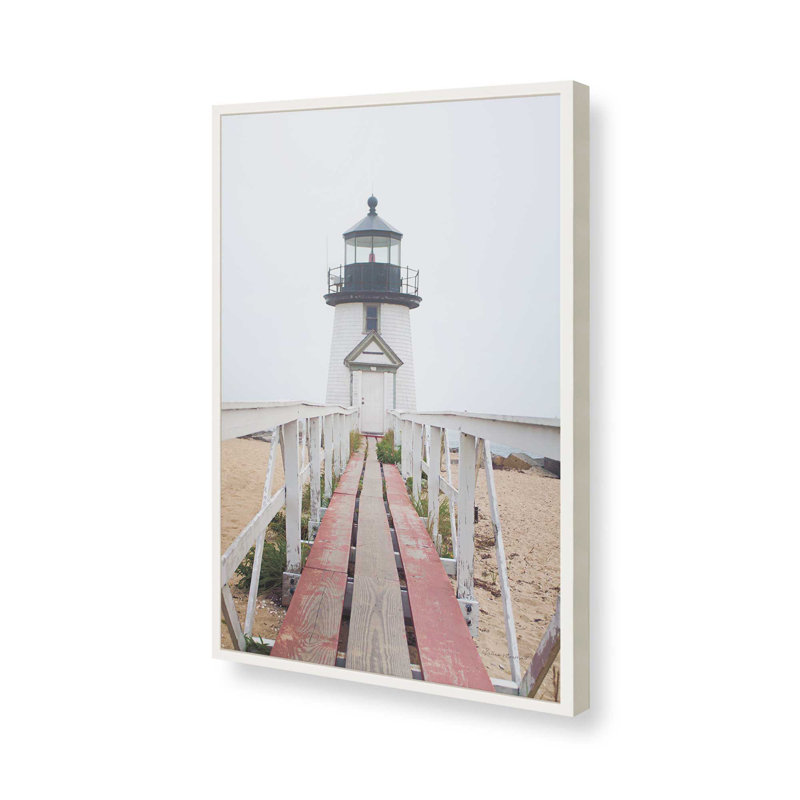 «Brant Point Lighthouse Crop» par Laura Marshall, reproduction sur toile tendue, H 30 po x l 20 po, Blanc