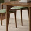 Ensemble de table de salle à manger simple en bois massif-107124290