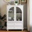 Armoire de rangement Farmhouse avec verre trempé arqué, plateau à niveaux et conception à 2 tiroirs pour une utilisation polyvalente à la maison