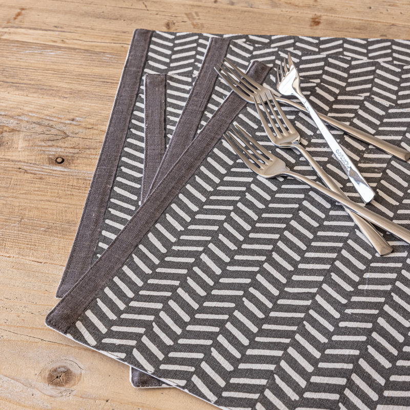 Ensemble de 4 napperons bloqués à la main, Chevron gris