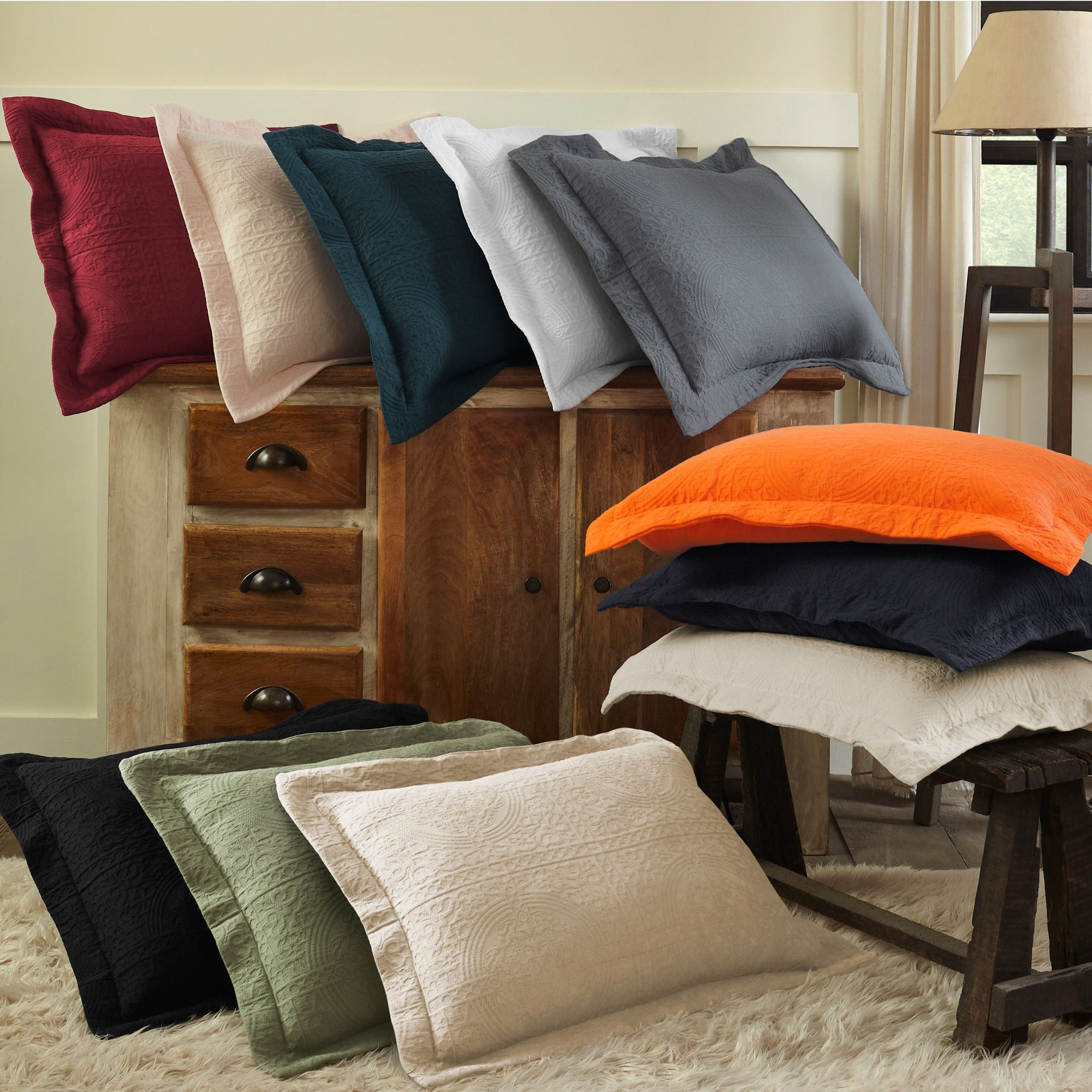 Swanton 100% Cotton Modern & Contemporary Oversized Coverlet/Bedspread Set, Garnet, Full Coverlet + 2 Shams