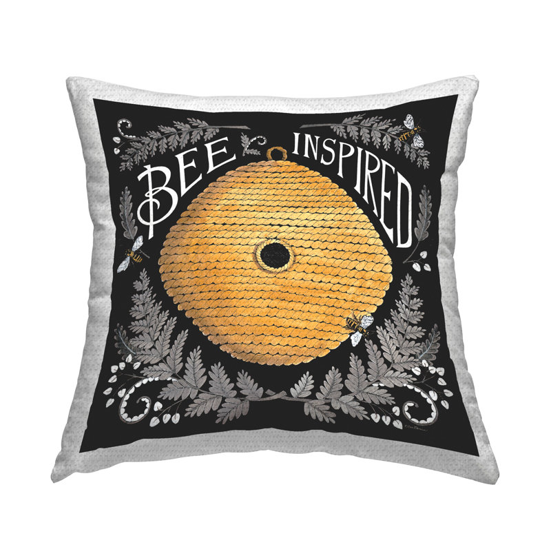 Coussin d'extérieur imprimé "Bee Inspired with Hive" par Deb Strain