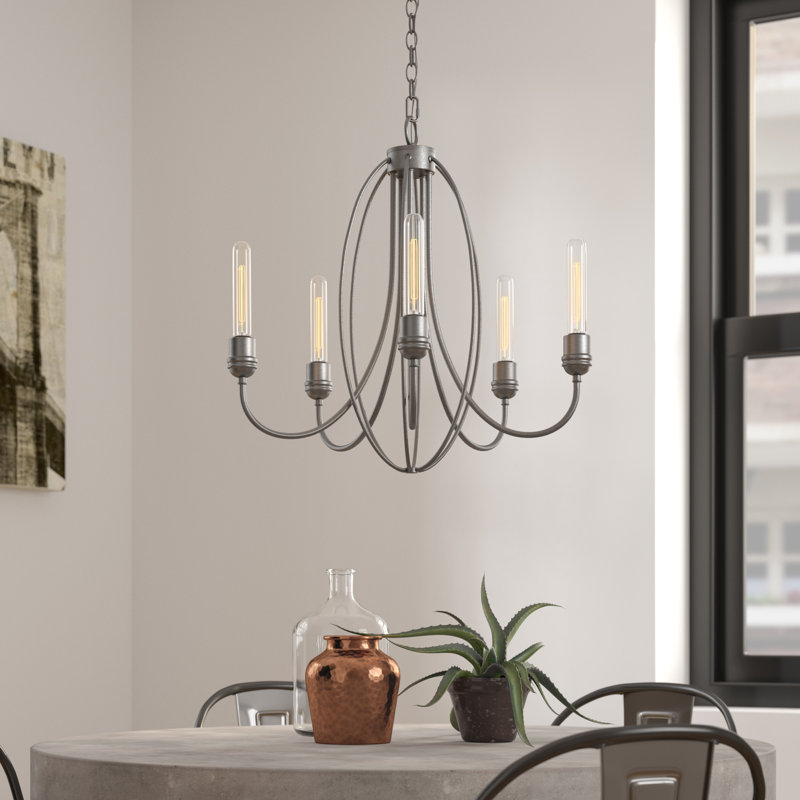 Lustre géométrique à 5 lumières de style bougie Pulliam