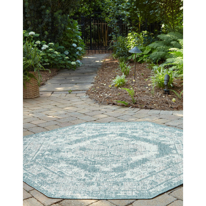 Oriental Indoor / Outdoor Rug, Octagon 5'3" x 5'3"