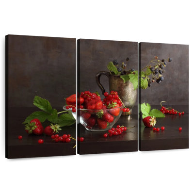 Yarlin Midsummer Berries