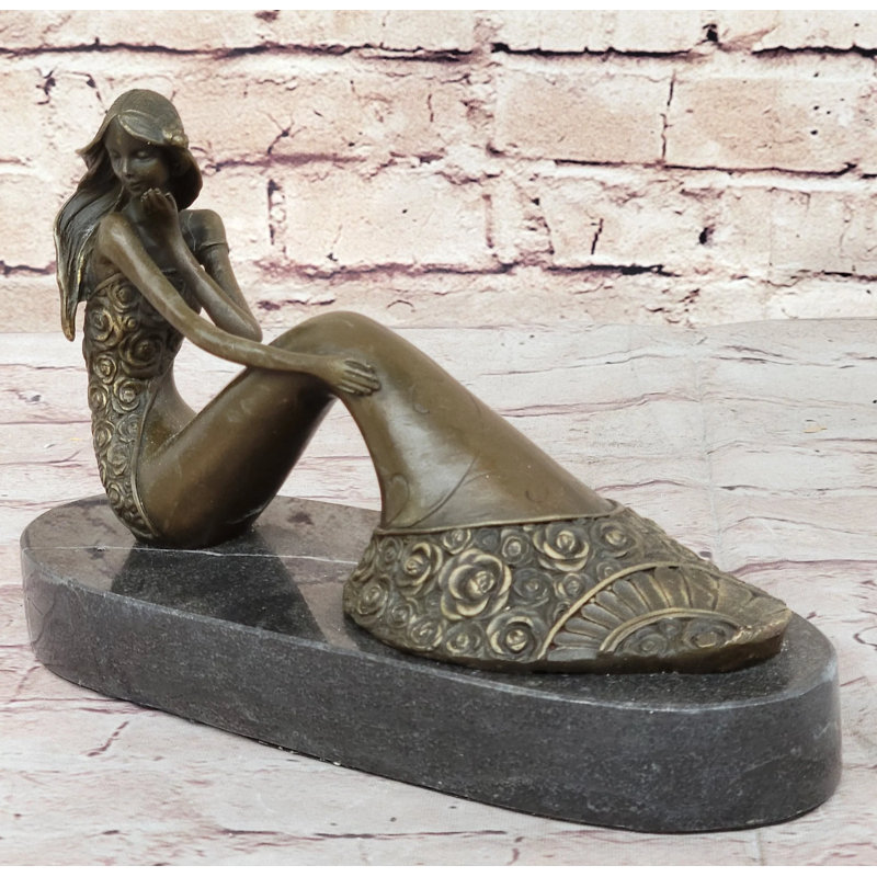 Figurine de sirène moderne Leonard