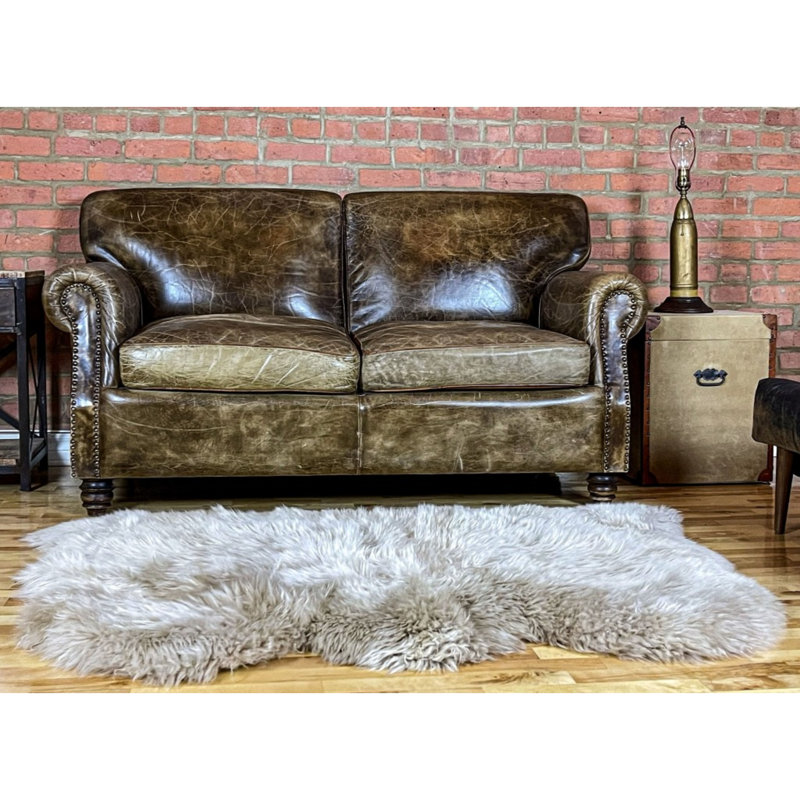 Tapis naturel en peau de mouton taupe 3 pi x 5 pi