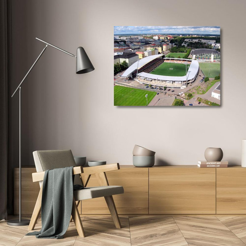 Finnair Stadium, Helsinki, H 18 po x l 24 po