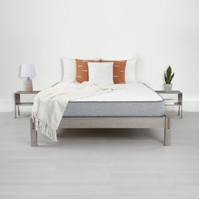 Matelas moyen 9 po