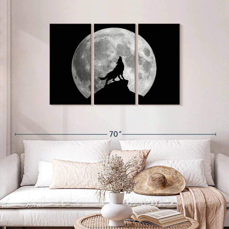 Brampt Wolf Moon, 28" H x 45" W