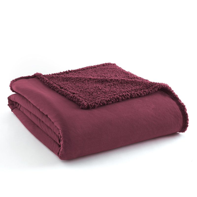 Couverture en sherpa Micro Flannel MD, Rouge vin, Double / grand (l 90 po x L 90 po)